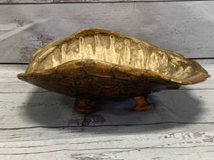 lot 44 image: Old Turtle Shell Tray