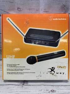 lot 66 image: Audio Technica Microphone & Transmitter