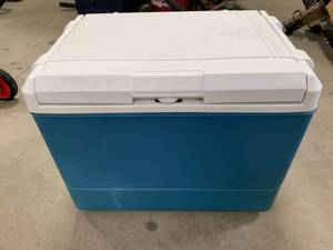 lot 95 image: Coleman Electric Refrigerated 12v Cooler