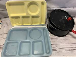 lot 113 image: Lot of 5 Melamine Trays & Popcorn Popper