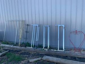lot 117 image: Lot of 7 Retail Store Fixtures & Heavy Base Table