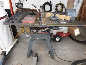lot 74 image: Craftsman 3 Hp 10 Table Saw