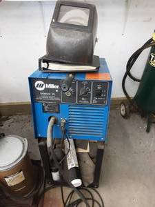 lot 81 image: Miller Side Kick XL Welder