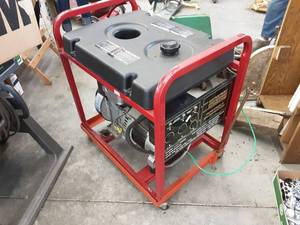 lot 90 image: Gererac SVP 10h 5000 Watts Generator On Cart