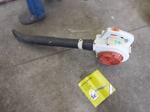 lot 96 image: Stihl BG 75 Leaf Blower