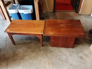 lot 16 image: Pair Of End Tables (Lane) 20x20x18, 29x17x17