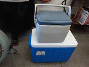 lot 105 image: 2-Coolers