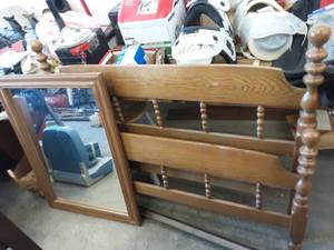 lot 110 image: Head Board, Foot Board, Rails & Mirror