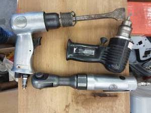 lot 123 image: Air Sander, Air Ratchet, Air Hammer