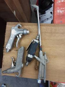 lot 124 image: Air Blowers, Cut Off Tools