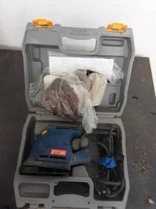 lot 159 image: Ryobi Corner Cat Sander