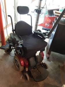 lot 172 image: Jazzy 1121 Power Mobility Chair (Powers Up)