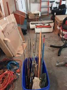 lot 175 image: Lot Of Fishing Related