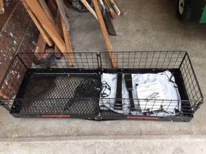 lot 187 image: Cargo Carrier