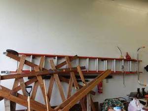 lot 192 image: Extension Ladder
