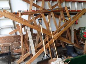 lot 193 image: Assorted Lengths Of Lumber (2x4s Once A Scaffold Configuration)