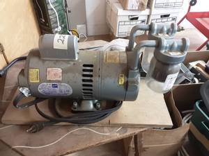lot 225 image: Electric Pump.  Removal From Upper Loft.