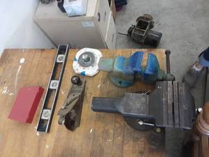 lot 243 image: 2-Bench Vices, Craftsman Plane, Level, Drill Bit Index (Bring Tools To Dismantle)