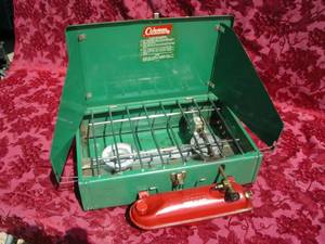 lot 16 image: Coleman Campstove