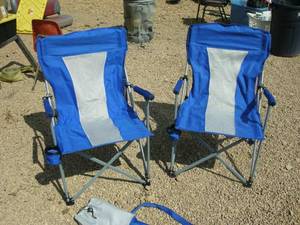 lot 18 image: 3 Large Portable Folding Chairs