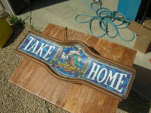 lot 50 image: Blatz Beer Light