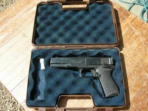 lot 56 image: Marksman .177 Repeater and Case