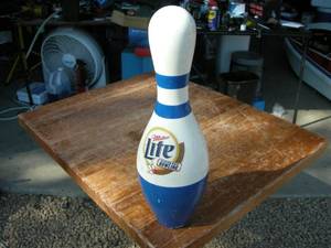 lot 76 image: MillerLite Bowling Pin