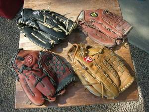 lot 77 image: Louisville - Rawlings - Wilson BaseballSoftball Gloves