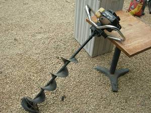 lot 79 image: Magnum III Plus Gas Ice Auger