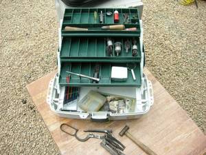 lot 94 image: Tacklebox, Misc Gun Parts, Tools