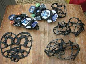 lot 99 image: SnowTraxYaktrax Ice Traction Boot Set