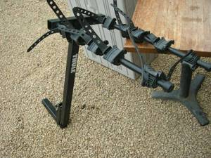 lot 101 image: Thule 5 Bike Folding Rack