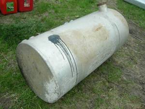 lot 110 image: Aluminum Fuel Tank