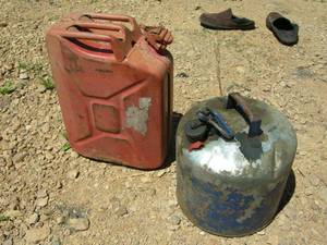 lot 120 image: Metal Safety Can - Jerry Can