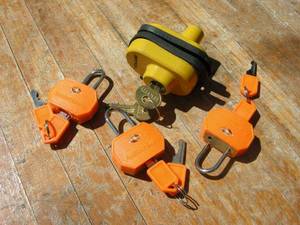 lot 128 image: Trigger and Case Locks