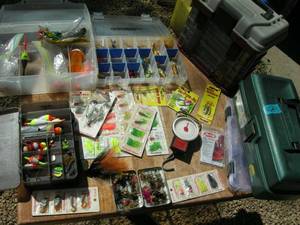 lot 132 image: Misc Fishing Jigs, Lures, Bobbers, Tackle Boxes