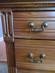 lot 21 image: Antique- 1880s Oak Three Drawer Dresser