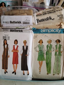lot 30 image: Lot of Sewing Patterns- Womens Clothing