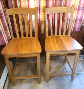 lot 52 image: Pair of Wooden Bar Stools