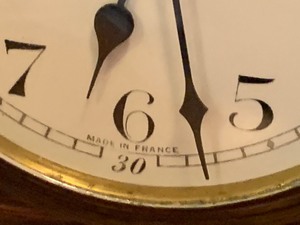 lot 72 image: Small Wood Decorative French Mantle Clock