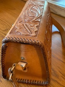 lot 75 image: Vintage Hand-crafted Leather Purse