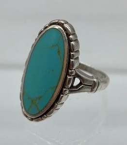 lot 109 image: Sterling and Turquoise Ring- Size 7