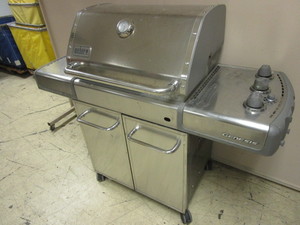 lot 807 image: WEBER GENESIS GAS GRILL