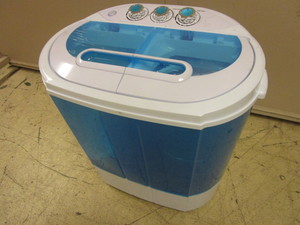 lot 810 image: ZENY TWIN TUB PORTABLE COMPACT WASHING MACHINE