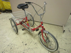 lot 838 image: WORKSMAN FOLDING COMFORT 3-WHEEL BICYCLE