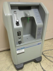 lot 846 image: AIR-SEP NEW LIFE OXYGEN CONCENTRATOR, ON WHEELS