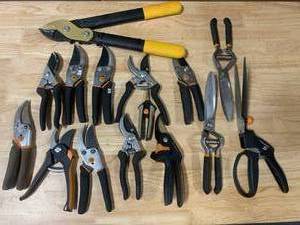 Lot of Various Fiskers Pruning Shears