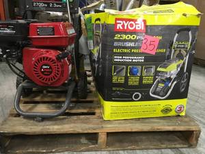 lot 35 image: Pallet with asoorted Tools- Preassure washers and more