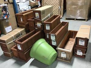 lot 49 image: Pallet with outdoor planters review pictures