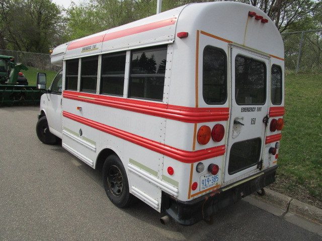 GMC MINI-BUS STYLE UTILITY VAN